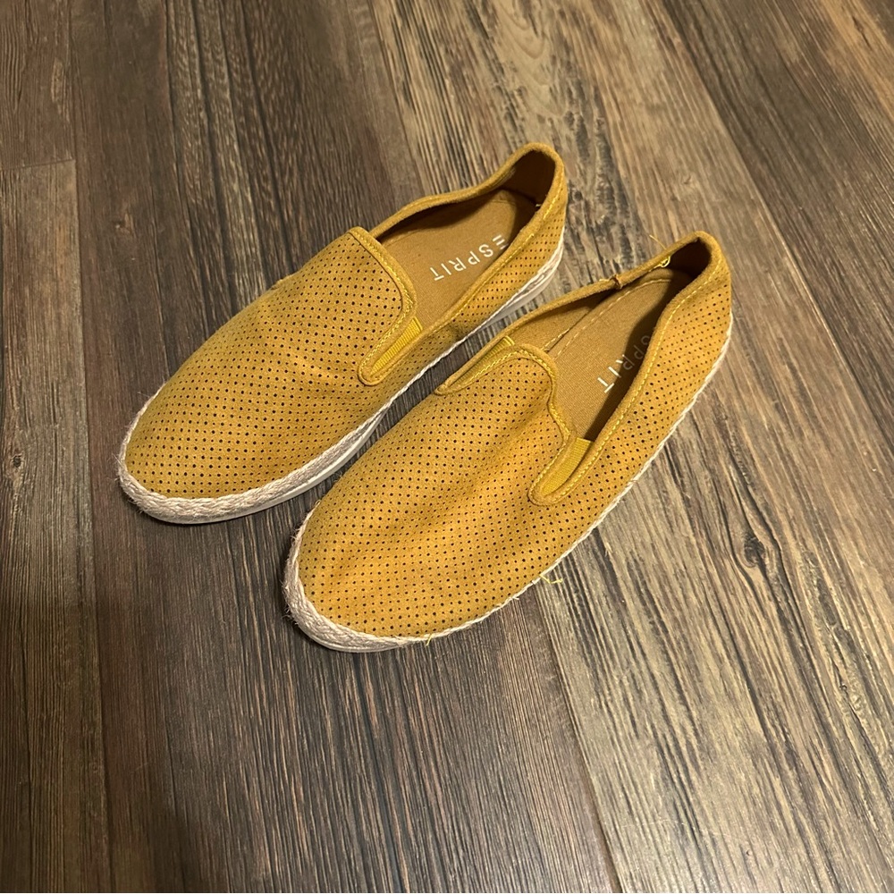 Esprit slip on shoes size 8.5 mustard yellow
